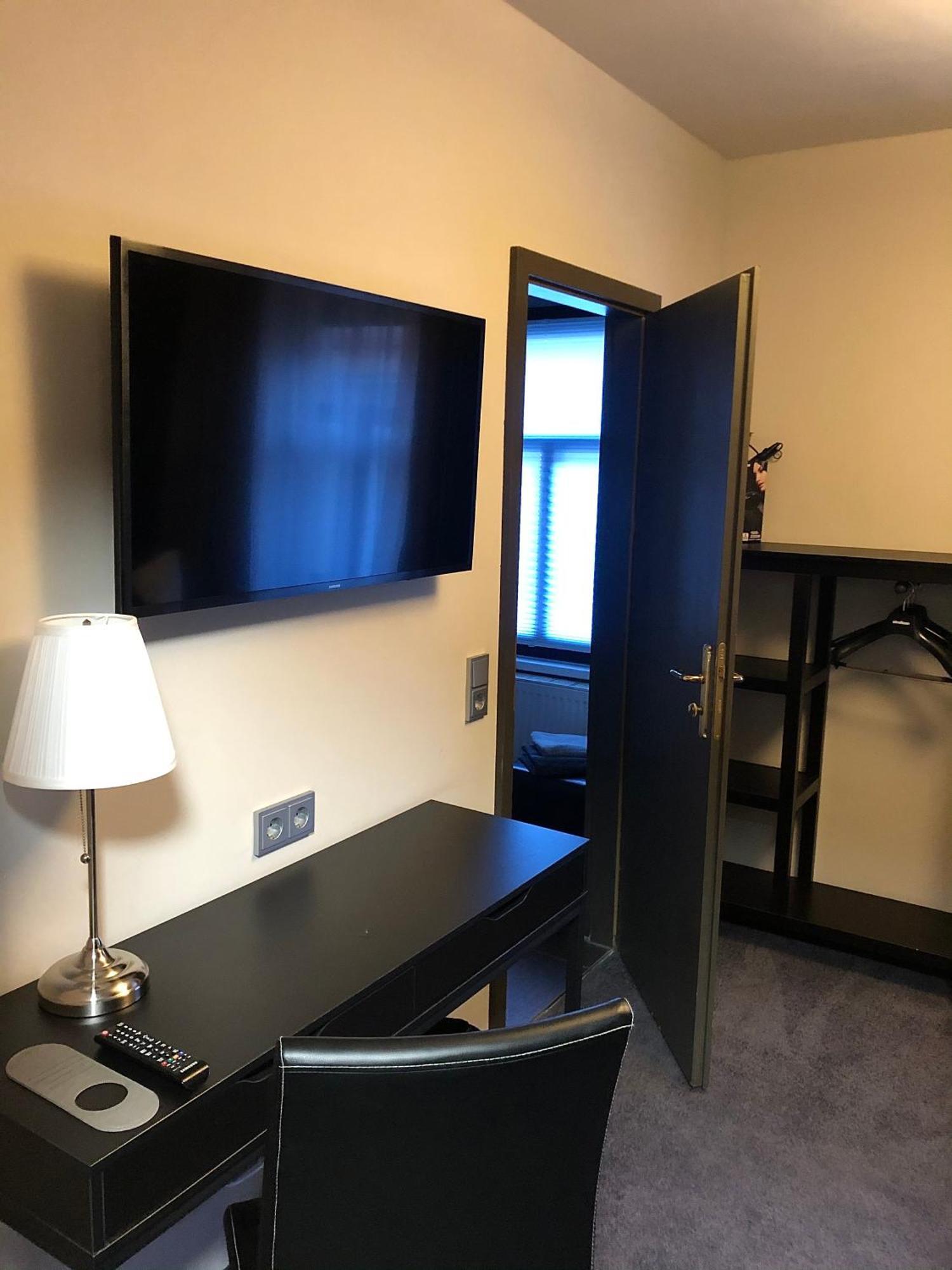 Burkhardt Guest house 3*